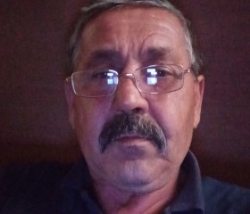 Лев, 60 лет, Тазовский