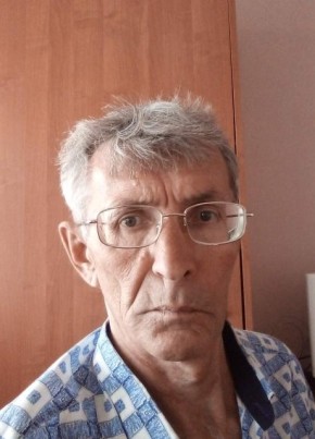 Юрий из Волгограда 63 года
