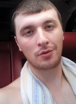 Лев, 32 года