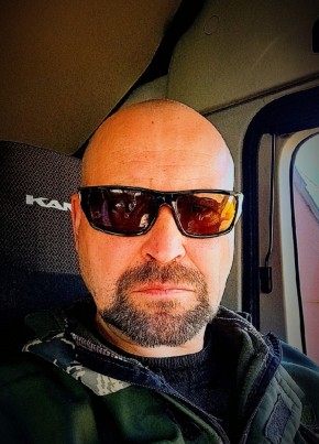 Дмитрий из Челябинска 48 лет