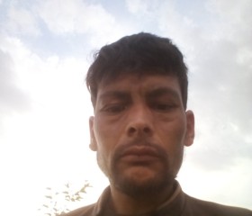 وسیم, 18, Islamabad