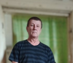 Виктор, 63 года, Ліда