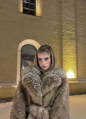 Лариса из Новосибирска 24 года