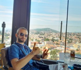 Kerim, 28, Sarajevo