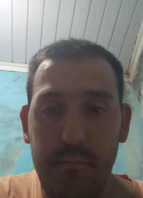 Tiago, 28, República Portuguesa, Angra do Heroísmo
