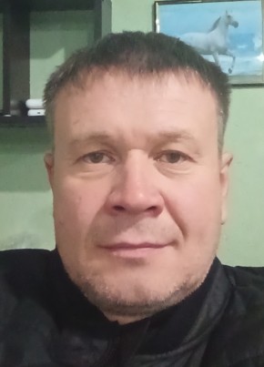 Линар Гареев из Стерлибашево 44 года