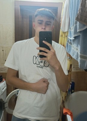 Denis, 19, Brazil, Sao Paulo