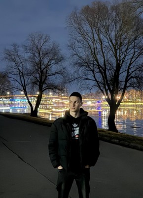 Денис из Санкт-Петербурга 22 года