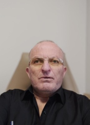 Erol из Bursa 56 лет