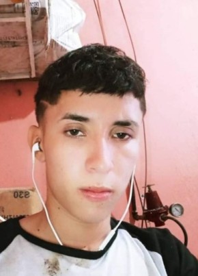 Isaac, 20, República de Nicaragua, Managua