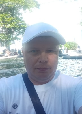 Павел из Всеволожска 36 лет