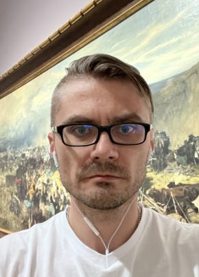 Павел из Москвы 44 года