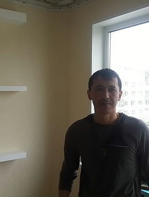 Константин , 44, Россия, Усть-Омчуг
