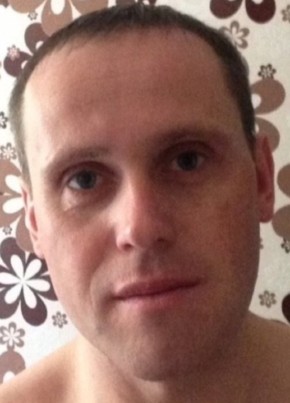 Sergey, 43, Belarus, Navapolatsk