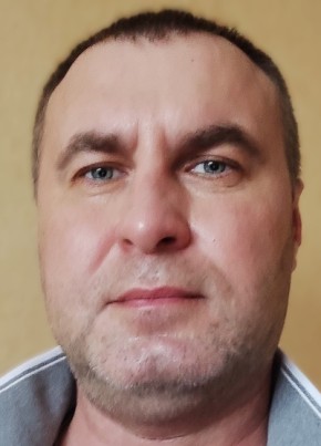 Илья из Североморска 45 лет