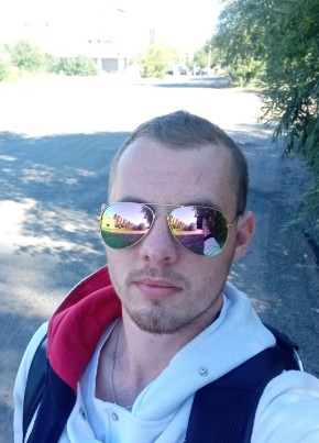 Валентин, 26, Россия, Томск