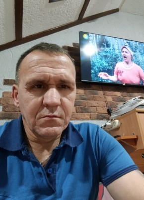Дмитрий из Серпухова 49 лет