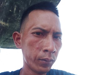 Tohi, 19, Medan