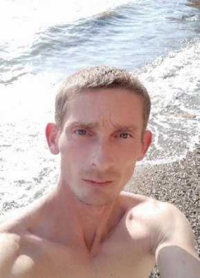Aleksey, 40, Russia, Krasnogvardeysk