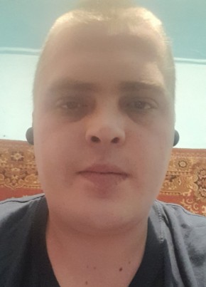 Maksim, 27, Russia, Moscow