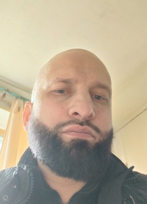 Павел из Гатчины 41 год