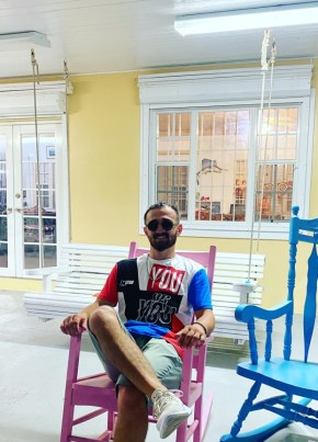 Ogün, 26, The Bahamas, Nassau