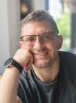 Maksim, 40, Saint Petersburg