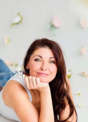 Olga, 44, Russia, Saint Petersburg