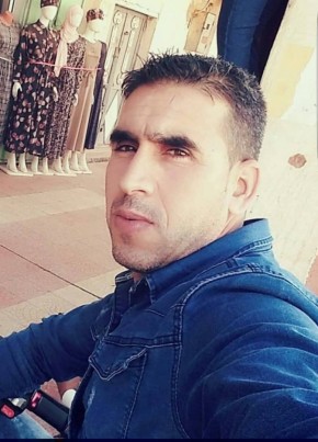 Amin из Tizi Ouzou 39 лет