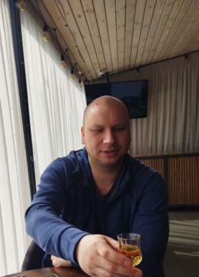 Vlad, 35, Koninkrijk der Nederlanden, Broek op Langedijk