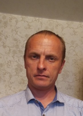 Александр, 40, Россия, Майна