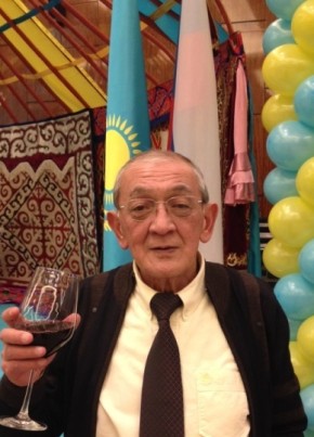 Данияр, 76, Россия, Москва