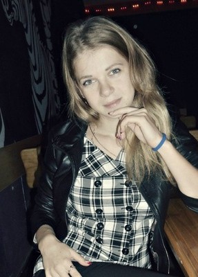 Екатерина, 29, Россия, Полесск