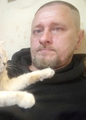 Антон из Иваново 44 года