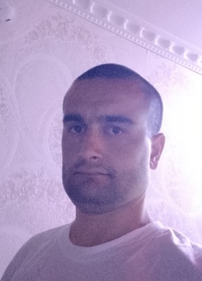 Магомед из Қӯрғонтеппы 28 лет