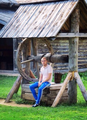 Артур, 31, Россия, Иваново