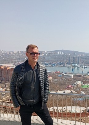 Серый
