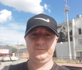 Виктор, 42 года, Усинск