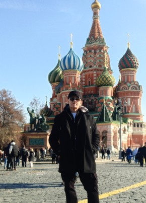 Vik, 63, Russia, Moscow