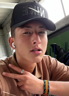 Juan Diego olart из Santafe de Bogotá 18 лет