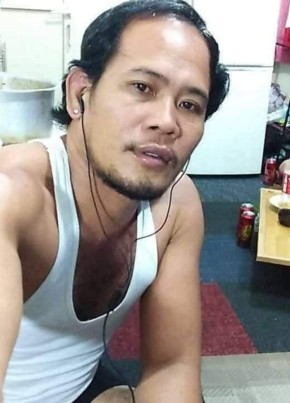 James из دبي 46 лет