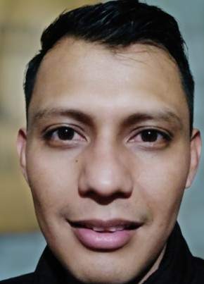 Ronald Barriento, 33, República de Guatemala, Nueva Guatemala de la Asunción