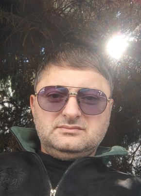 Hovo, 42, Հայաստանի Հանրապետութիւն, Երեվան
