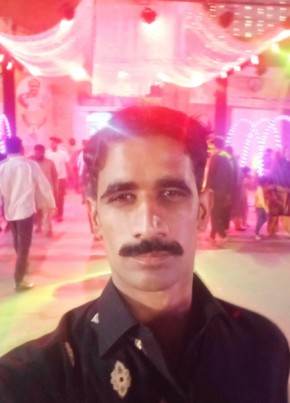 Imran, 20, پاکستان, فیصل آباد