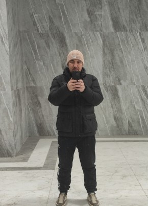 Маммет из Грозныя 42 года