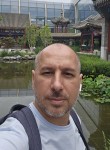 Vitaliy, 39, Moscow