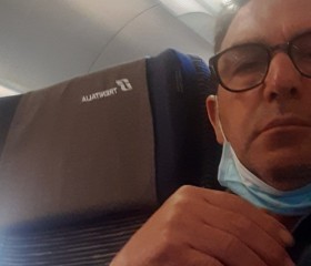 Riccardo, 23, Giulianova