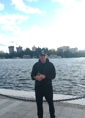 Сергей из Москвы 38 лет
