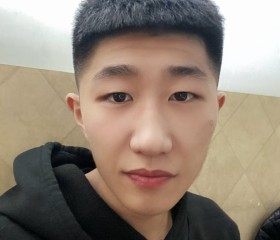 邢泽宇, 25, Hohhot
