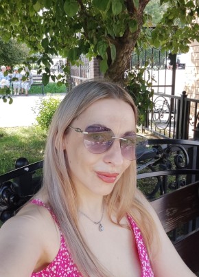 Анастасия из Бердска 38 лет